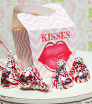 kiss_candy_box_400